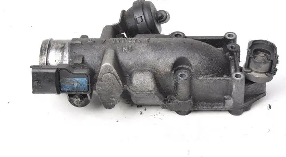 Opel Zafira A Electric throttle body valve 08226804