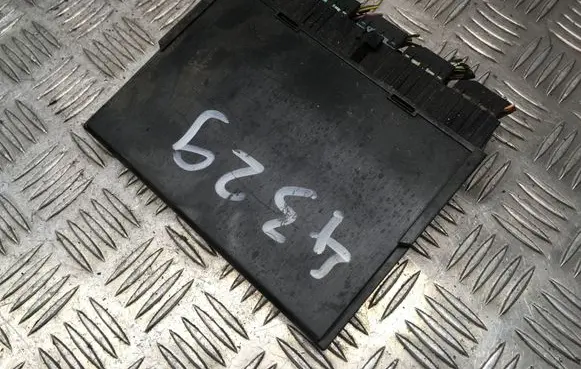 Ford Mondeo Mk III Comfort/convenience module 3S7T15K600TB 5WK48752C T83SA