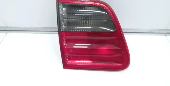Mercedes-Benz E W210 Tailgate rear/tail lights A2108207364