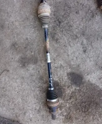 Volvo XC70 Rear driveshaft P8667301 8667301