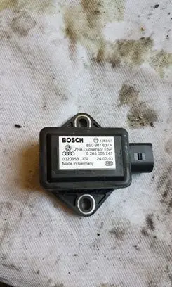 Audi A4 S4 B6 8E 8H ESP acceleration yaw rate sensor 8e0907637a