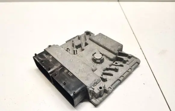 Audi A5 Engine control unit/module 06L907425C AV0C600
