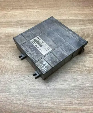 Audi A4 S4 B5 8D Engine control unit/module ECU 8D0907557H 0261203940 Used