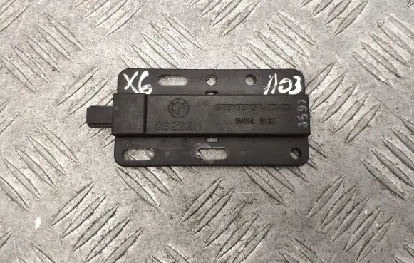 BMW X6 E71 Keyless system antenna 6922211