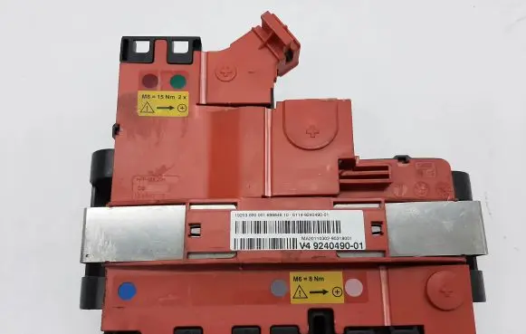 BMW 5 F10 F11 Fuse module 9240490