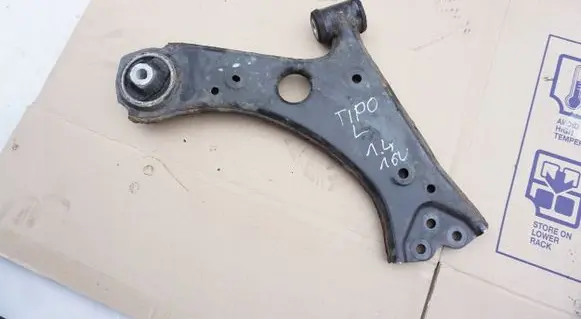 Fiat Tipo Front lower control arm/wishbone SKO62439