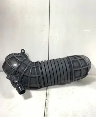Audi A4 S4 B7 8E 8H Air intake hose/pipe 8E0129615J