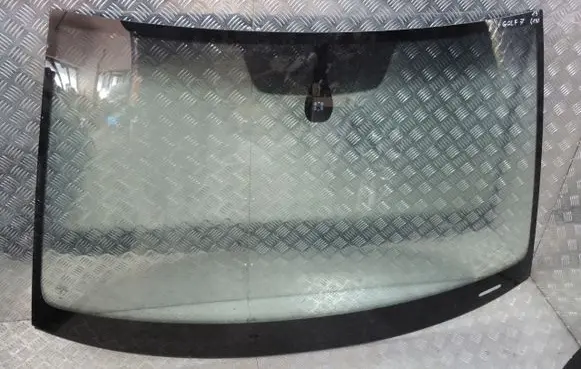 Volkswagen Golf VII Front windscreen/windshield window 18ROK