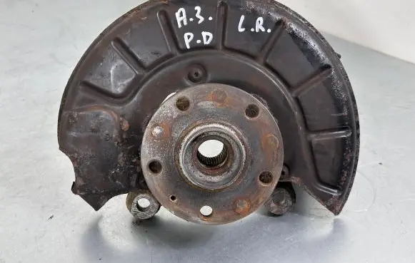 Audi A3 S3 A3 Sportback 8P Front wheel hub