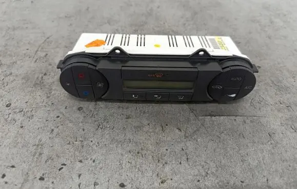 Ford Mondeo Mk III Climate control/heater control trim