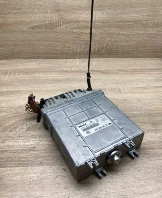 Volkswagen PASSAT B5 Engine control unit/module ECU 028906021DT 0281001555