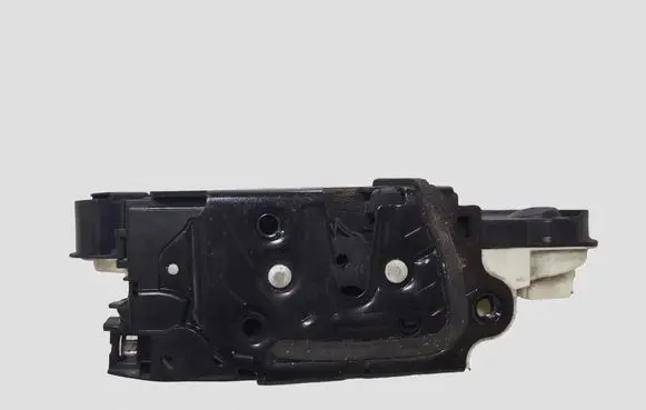 Seat Ibiza IV (6J,6P) Front door lock 26A5N2837016C