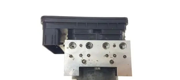 Ford Mondeo MK V ABS Pump EG9C2C219BC EG9C2C405ED