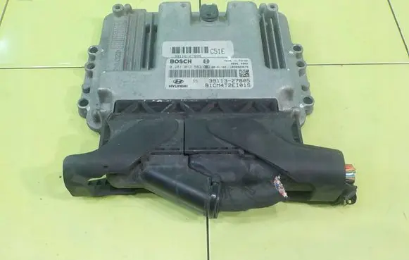Hyundai Santa Fe Engine control unit/module 3911327805