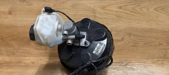 Volvo S80 Brake booster P30736894 6G912B195EE
