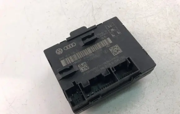 Audi Q3 8U Other control units/modules 8X0959795D