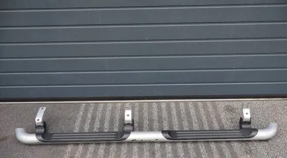 Ford Ranger Sill/side skirt trim AB39
