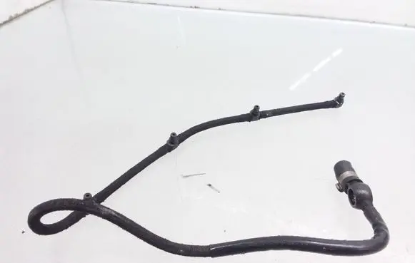 Mercedes-Benz C W203 Fuel line/pipe/hose 