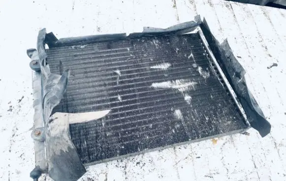 Volkswagen Polo III 6N 6N2 6NF Coolant radiator 6k0121253 123649