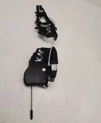 BMW M4 F82 F83 Front door lock 7202145