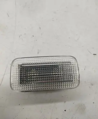 Toyota Avensis T270 Other interior light 8133005050