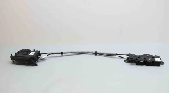 BMW 4 G22 G23 G24 G26 Tailgate/trunk/boot lock/catch/latch UK744101411