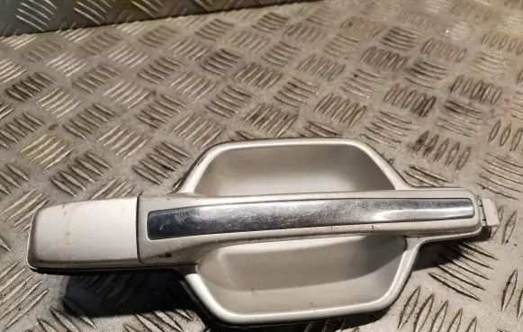 Mitsubishi Pajero Rear door exterior handle