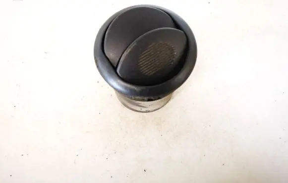 Fiat Doblo Dash center air vent grill 225636