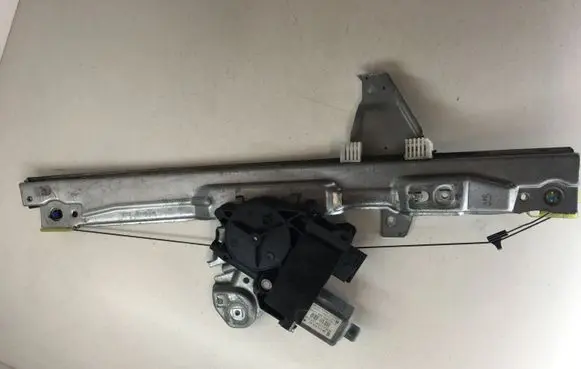 Peugeot 308 Front door window regulator with motor 9657247580
