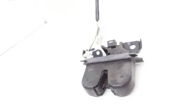Audi A3 S3 8L Tailgate/trunk/boot lock/catch/latch 8L0827505e