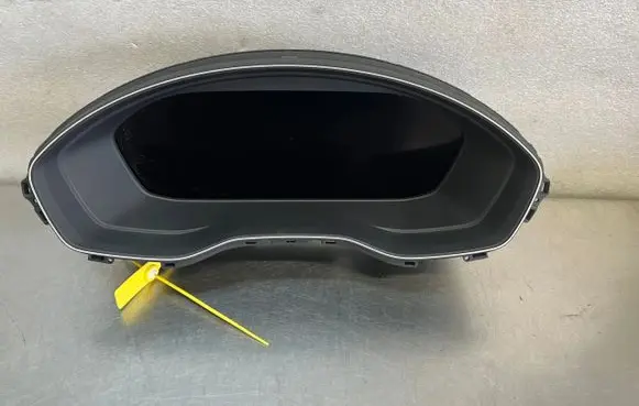 Audi Q5 SQ5 Speedometer (instrument cluster) 