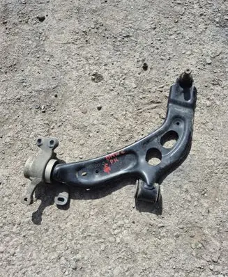 BMW 2 F45 Front lower control arm/wishbone