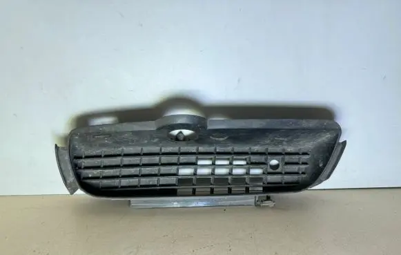Volkswagen Golf III Front bumper lower grill 1H5853666