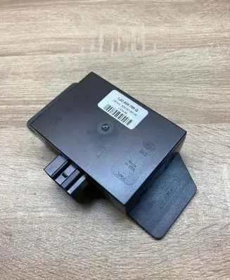 Volkswagen PASSAT B5 Comfort/convenience module 1J0959799Q 5DK007951