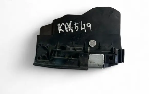 BMW 5 F10 F11 Coupe door lock (next to the handle) A053702