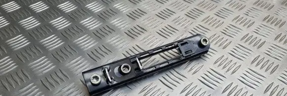 Opel Vectra C Seat belt adjustment rail 