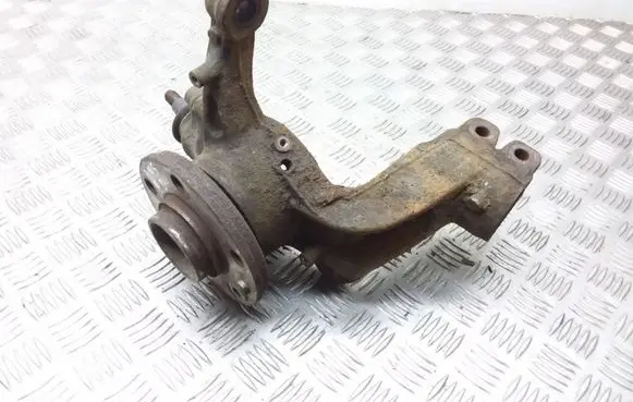 Volkswagen Transporter - Caravelle T5 Front wheel hub spindle knuckle