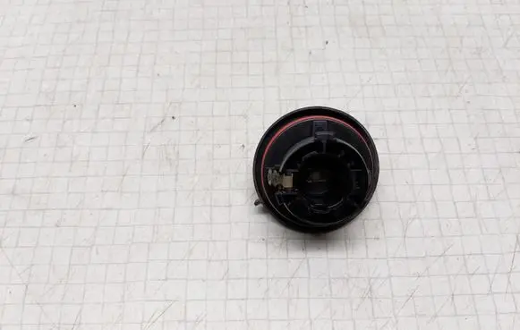 Mercedes-Benz E W211 12 V Socket (front) 