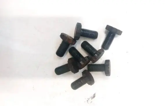 Opel Astra G Nuts/bolts 