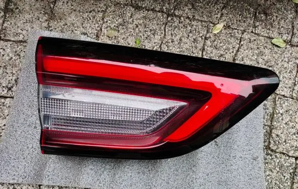 Ford Escape IV Tailgate rear/tail lights PJ6B13A603A