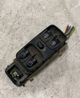 Mercedes-Benz C W203 Electric window control switch A2038200110 501809