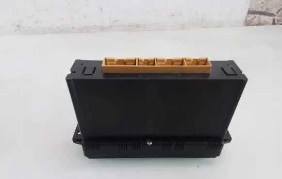 Audi A4 S4 B5 8D Climate control unit