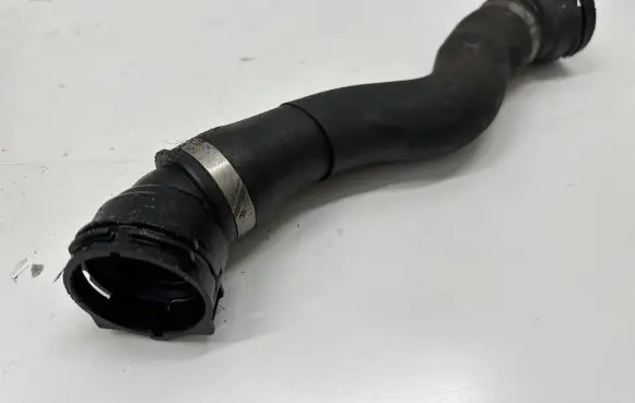 BMW 7 G11 G12 Engine coolant pipe/hose 857290605