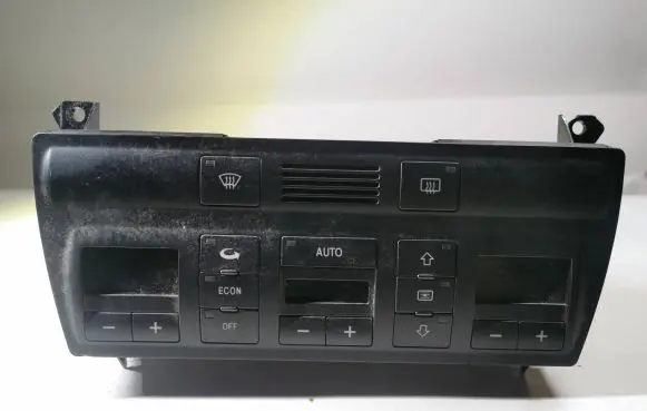 Audi A6 S6 C5 4B Climate control unit 4B0820043F 5HB00760404 D610000