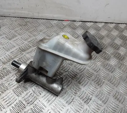 Hyundai Santa Fe Brake fluid reservoir 11160768