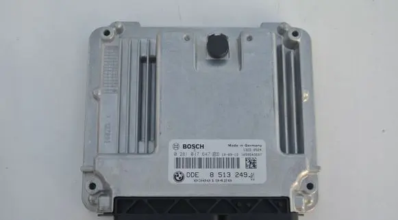 BMW X3 F25 Engine control unit/module 8513249