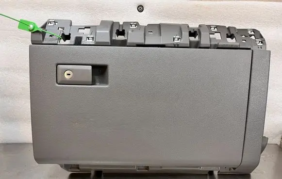 Volkswagen Transporter - Caravelle T6 Other center console (tunnel) element 7L1858007