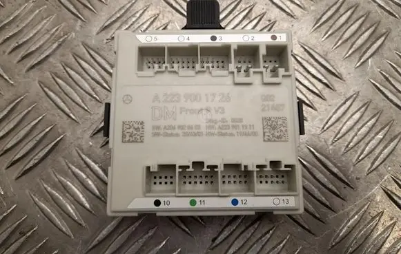 Mercedes-Benz C W206 Door control unit/module A2239001726