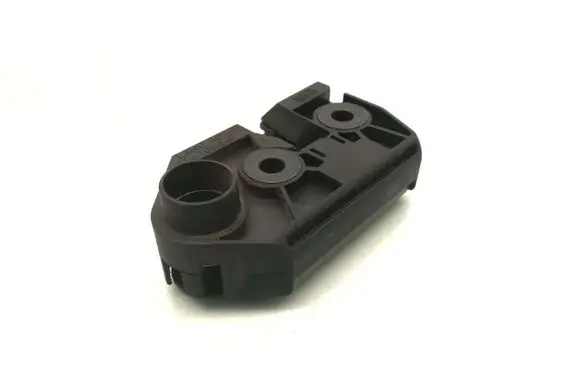 Land Rover Discovery 3 - LR3 Tailgate/trunk/boot lock/catch/latch 7016047 CWC500030