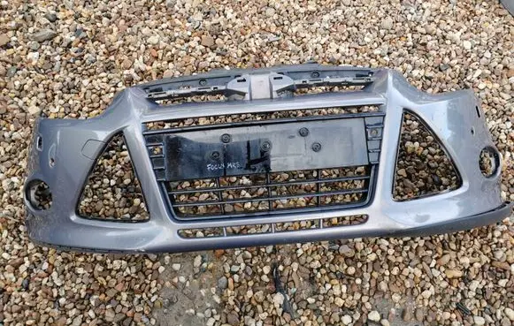 Ford Focus Front bumper